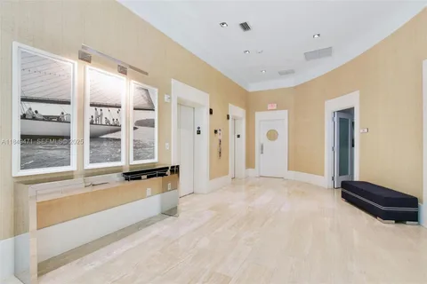 $3,200,000 | 1445 16th Street, Unit 602, Miami Beach, FL 33139