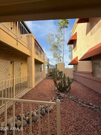 $1,300 | 12221 West Bell Road, Unit 141, Surprise, AZ 85378