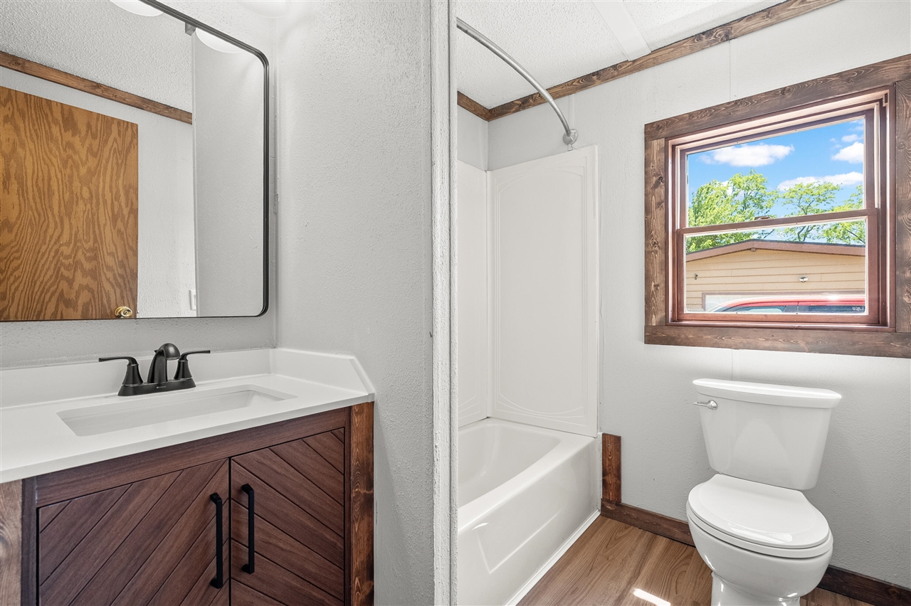 529 Riverside Drive Battle Creek, MI 49015 - Photo 16 of 42