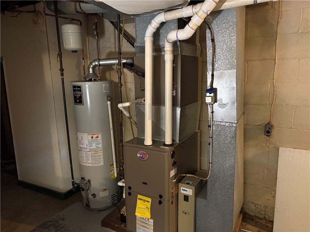 1926 Rte 908 Natrona Heights, PA 15065 - Photo 28 of 33 HIGH EFFICIENCY FURNACE & HOT WATER TANK