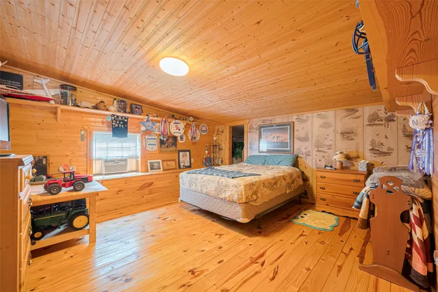 $640,000 | 19231 Farm To Market Road 442, Boling, TX 77420