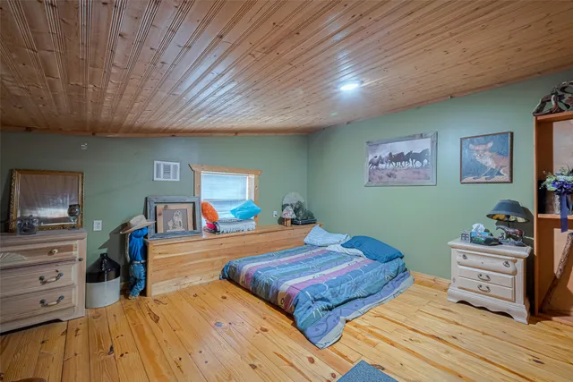 $640,000 | 19231 Farm To Market Road 442, Boling, TX 77420