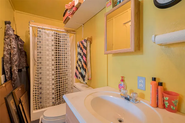 $640,000 | 19231 Farm To Market Road 442, Boling, TX 77420