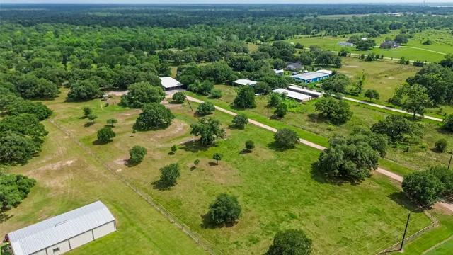$640,000 | 19231 Farm To Market Road 442, Boling, TX 77420