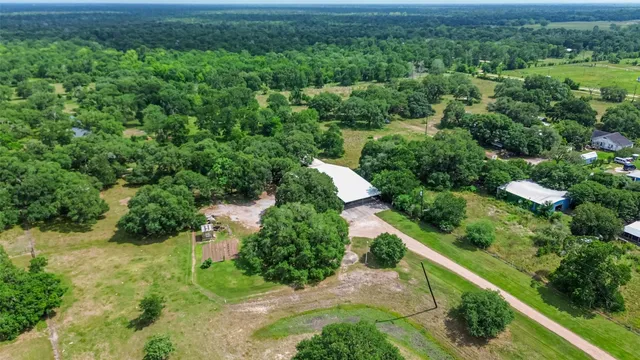 $640,000 | 19231 Farm To Market Road 442, Boling, TX 77420