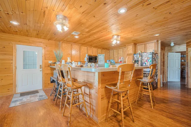 $640,000 | 19231 Farm To Market Road 442, Boling, TX 77420