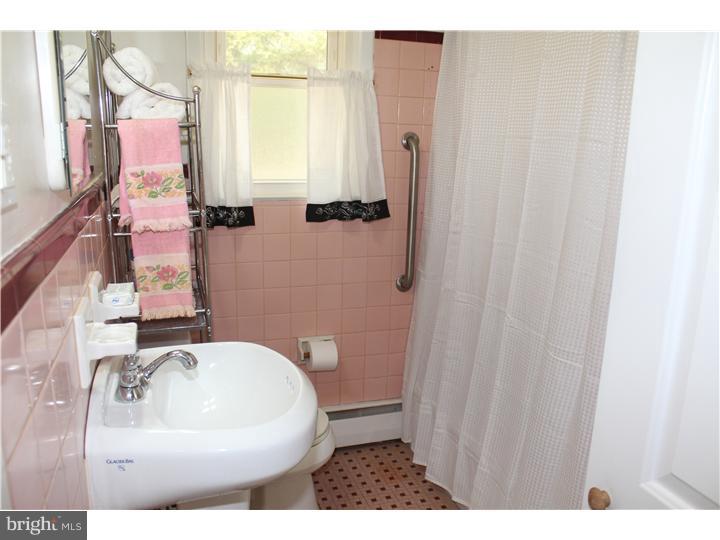 102 North Line Road Newtown Square, PA 19073 - Photo 18 of 25 Bathroom