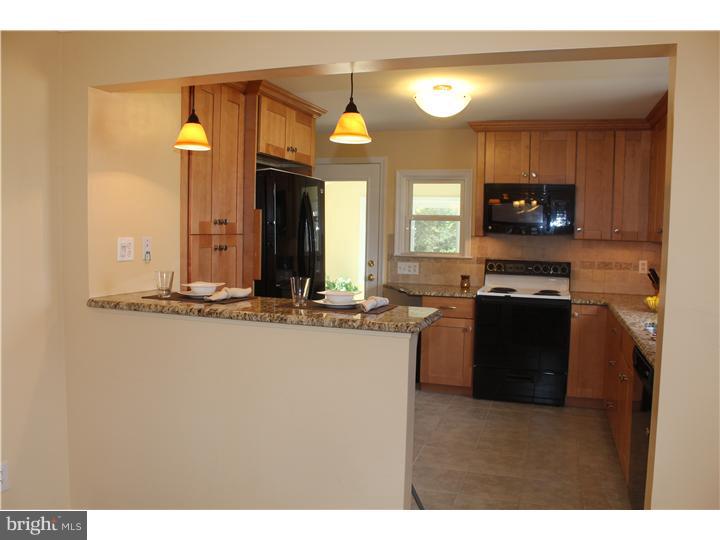 102 North Line Road Newtown Square, PA 19073 - Photo 8 of 25 Kitchen