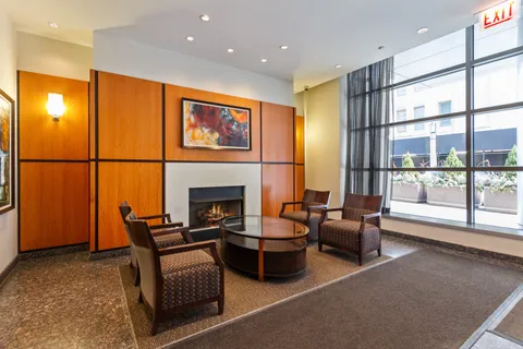 $575,000 | 160 East Illinois Street, Unit 1008, Chicago, IL 60611