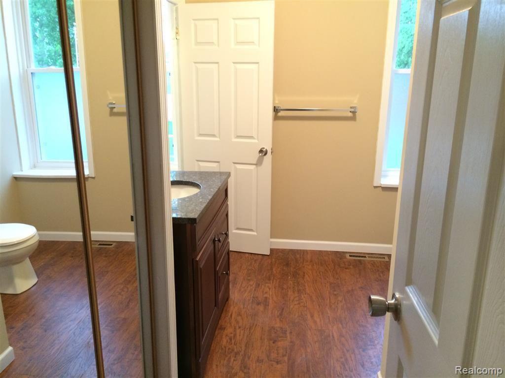 923 Jones Street Howell, MI 48843 - Photo 15 of 27 First floor bathroom.