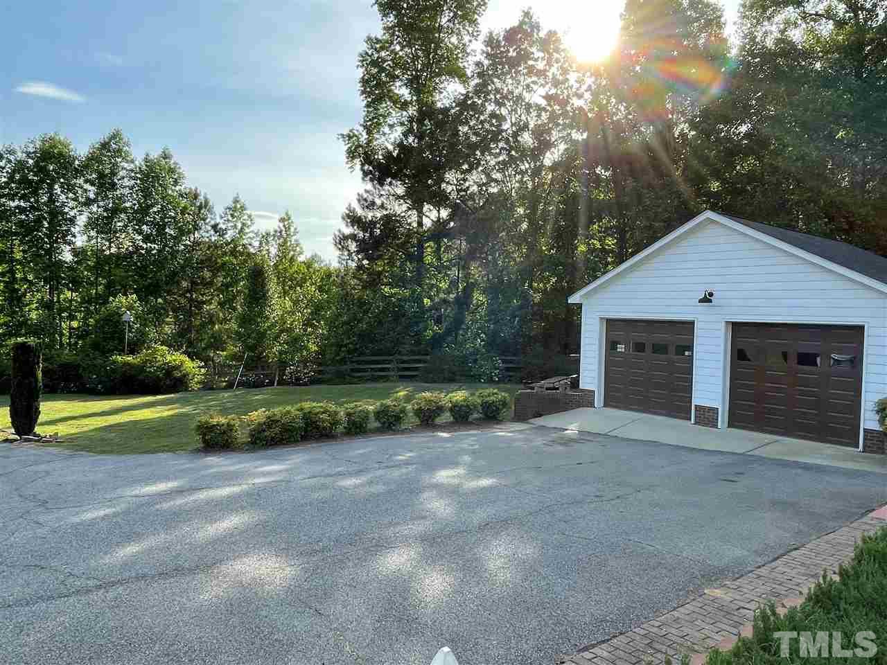 125 Railroad Road Benson, NC 27504 - Photo 7 of 24 Gallery Image 7