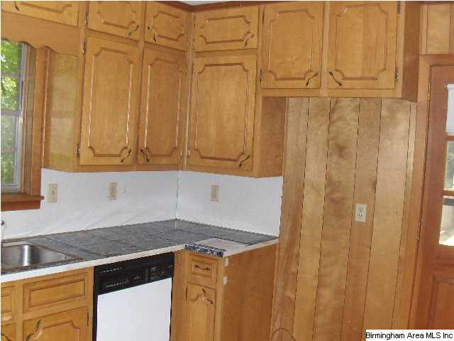 2825 2nd Street Northwest Center Point, AL 35215 - Photo 7 of 26