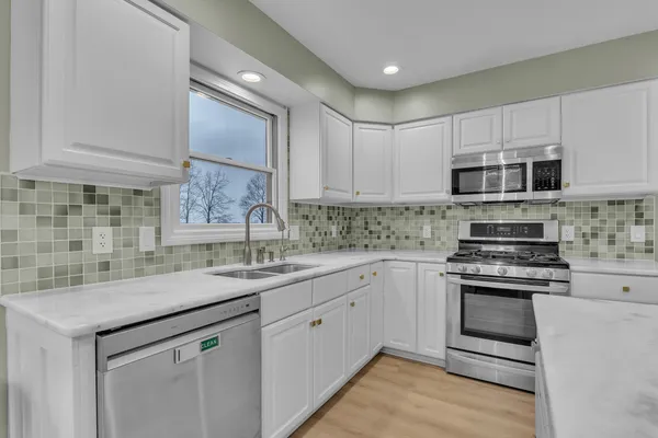 $775,000 | 9838 Woodbend Drive, Saline, MI 48176