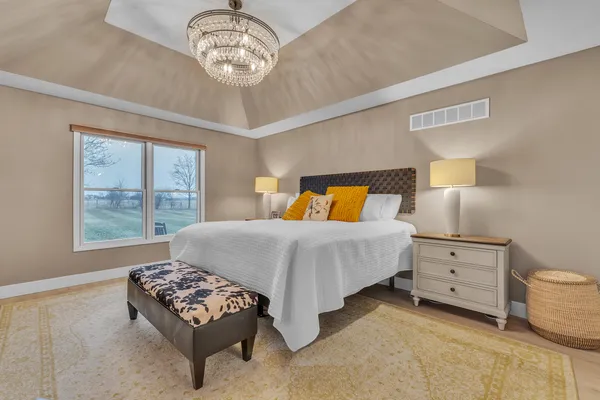 $775,000 | 9838 Woodbend Drive, Saline, MI 48176