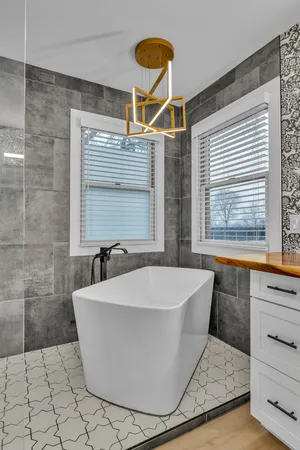 $775,000 | 9838 Woodbend Drive, Saline, MI 48176