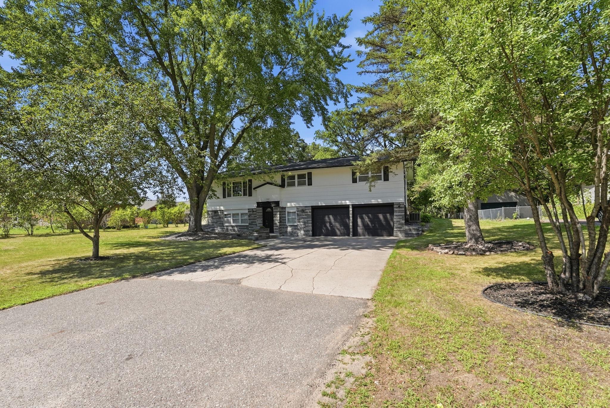 1785 Oak Road St. Cloud, MN 56303 - Photo 3 of 38 Gallery Image 3