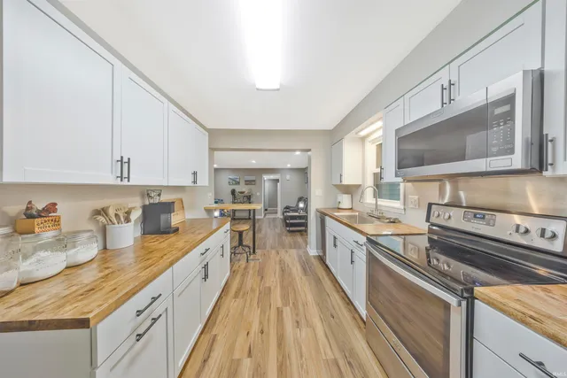 $360,000 | 6288 Highway 65, Hazleton, IN 47640