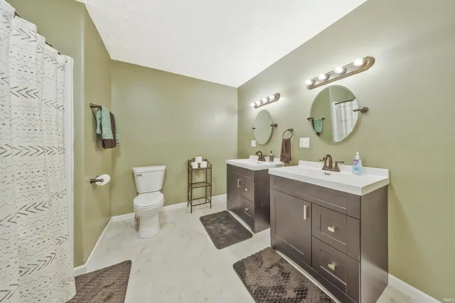 $360,000 | 6288 Highway 65, Hazleton, IN 47640