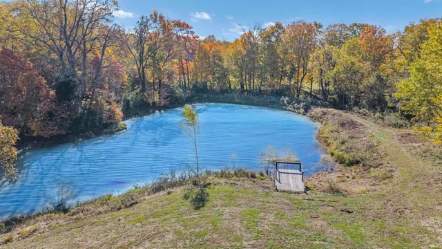 $360,000 | 6288 Highway 65, Hazleton, IN 47640