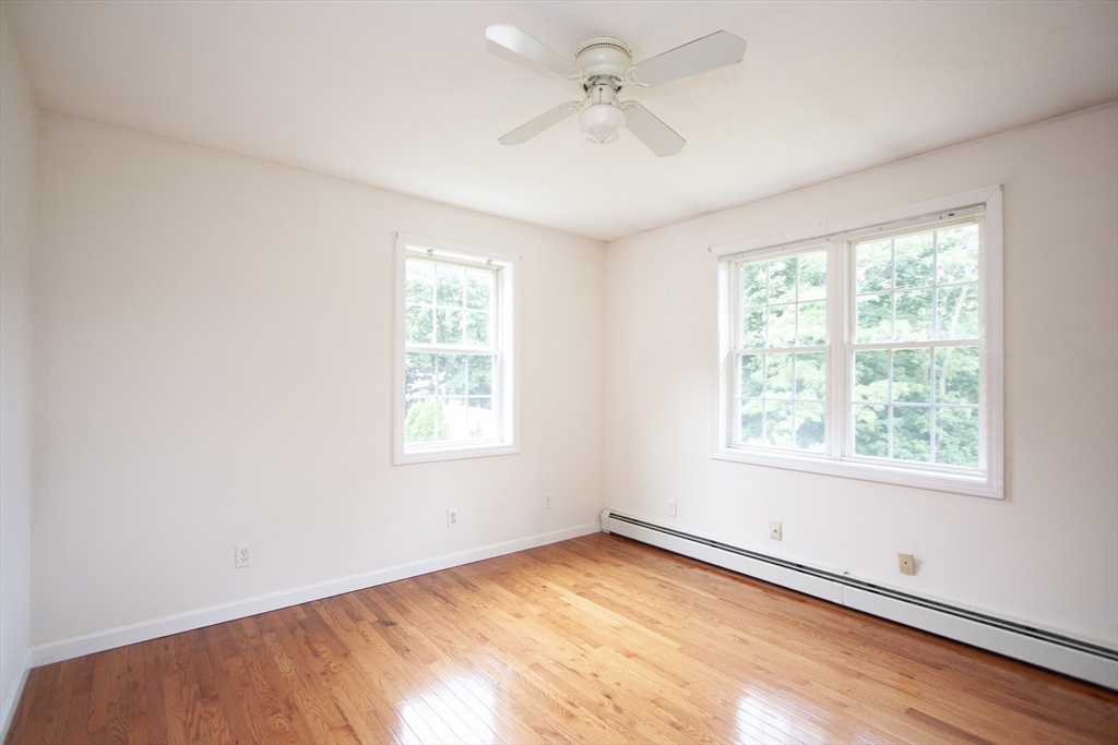 83 Ernest Avenue Worcester, MA 01604 - Photo 12 of 21