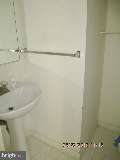 3518 Corn Stream Road Randallstown, MD 21133 - Photo 3 of 21 1st floor 1/2 bath