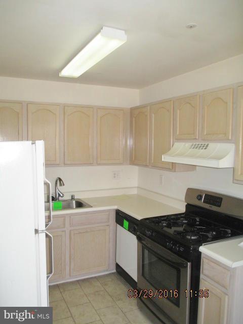3518 Corn Stream Road Randallstown, MD 21133 - Photo 5 of 21 Kitchen