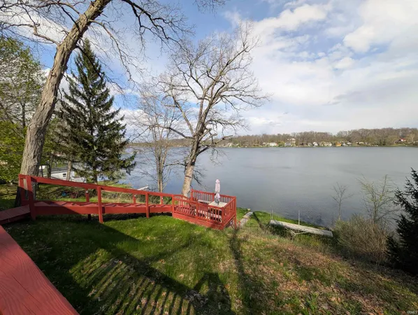 $290,000 | 175 Ln 250B West Otter Lake, Angola, IN 46703