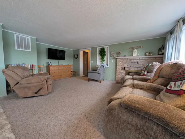 $290,000 | 175 Ln 250B West Otter Lake, Angola, IN 46703