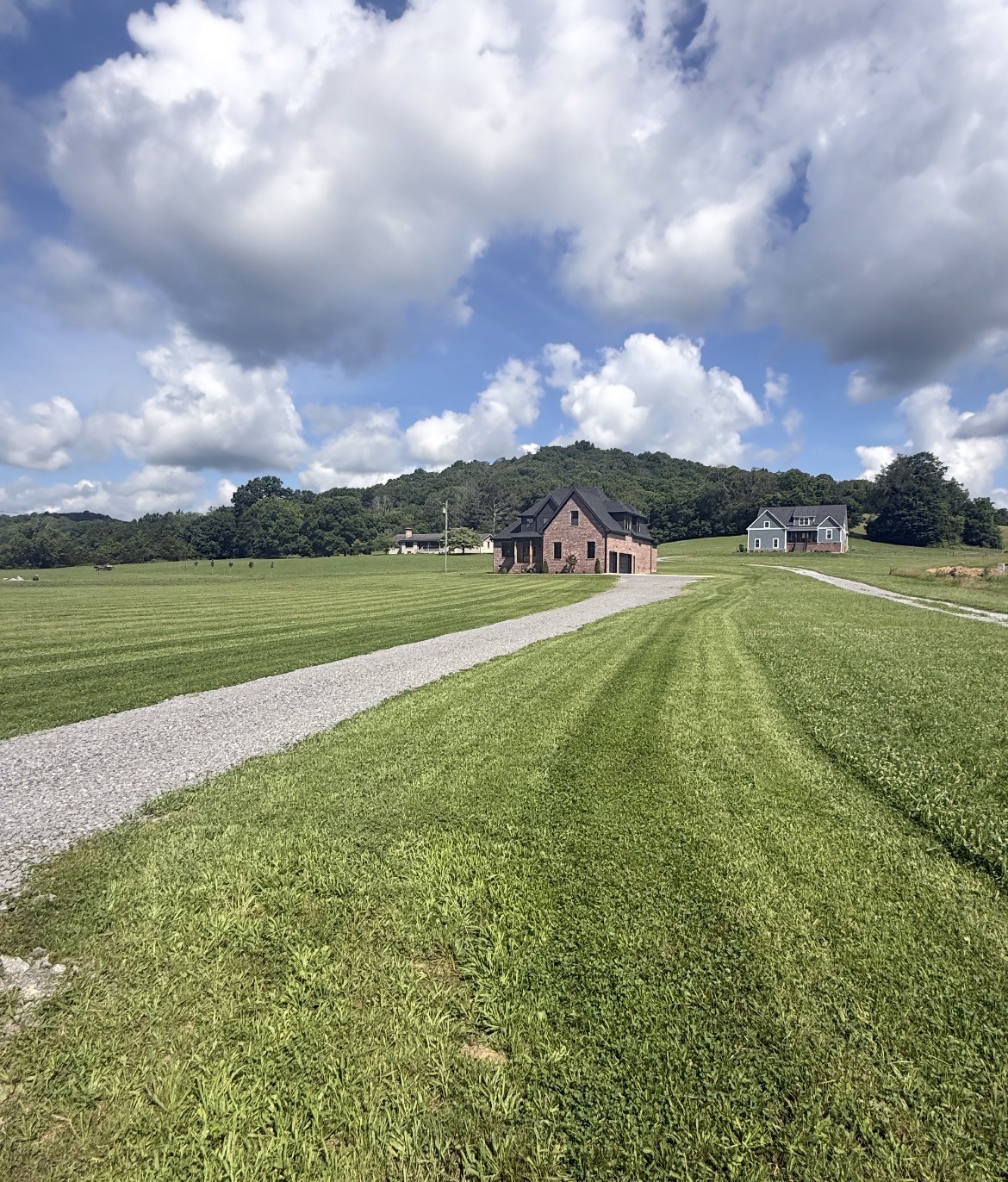 6595 Greenvale Road Watertown, TN 37184 - Photo 4 of 47 a view of a golf course with a big yard