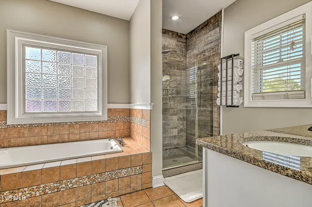 $639,900 | 19796 Spur Strap Road, Bristol, VA 24202