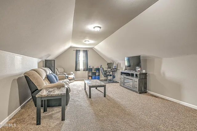 $639,900 | 19796 Spur Strap Road, Bristol, VA 24202