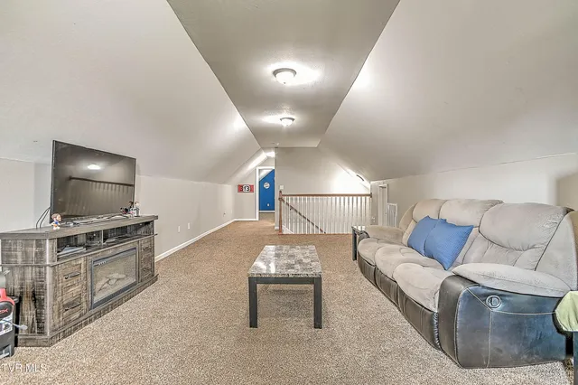 $639,900 | 19796 Spur Strap Road, Bristol, VA 24202