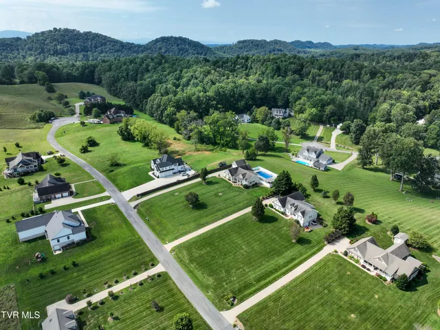 $639,900 | 19796 Spur Strap Road, Bristol, VA 24202