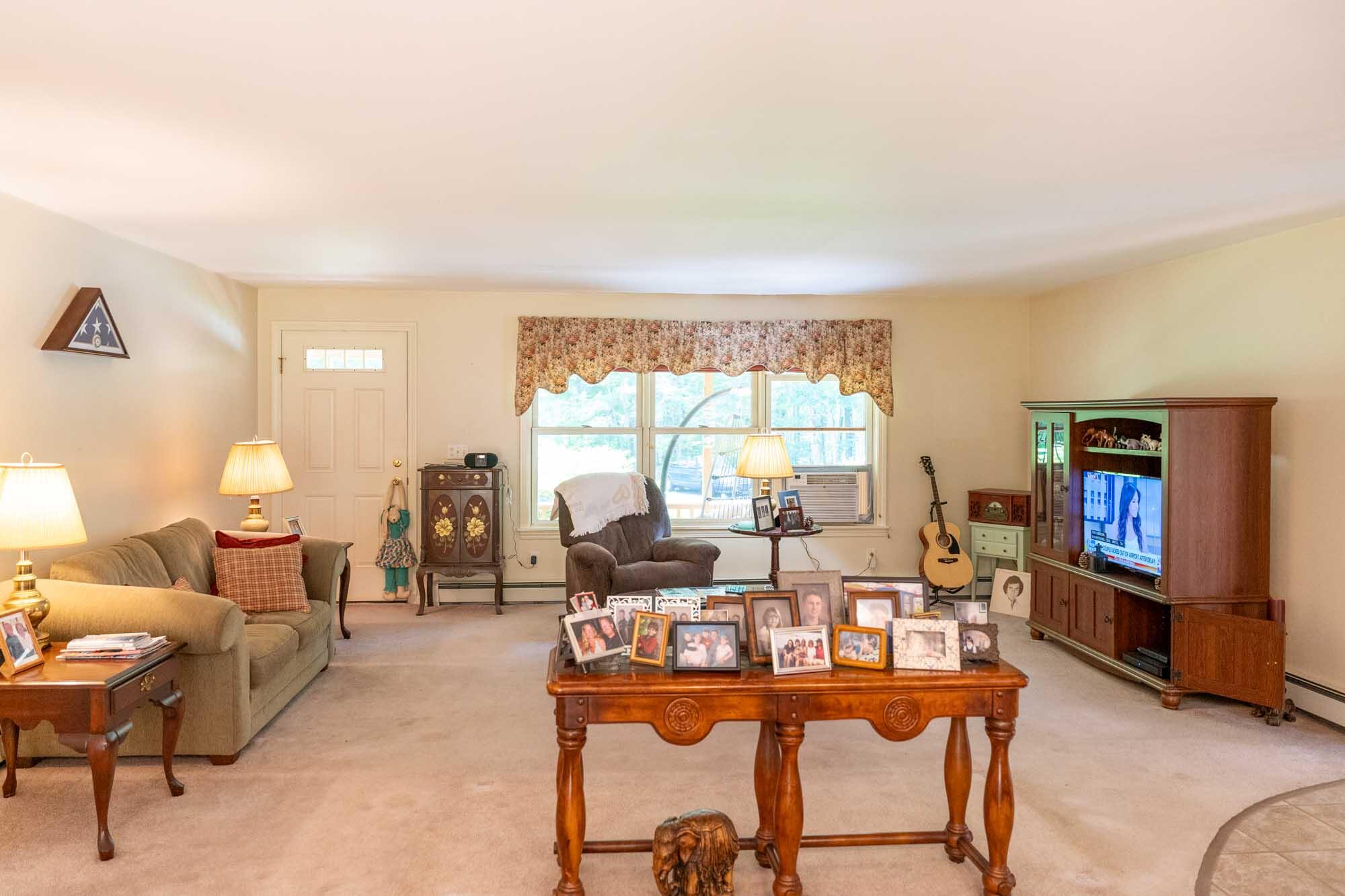 582 Calls Hill Road Dresden, ME 04342 - Photo 12 of 37 Dresden Ranch Jeff Pierce Realtor-17