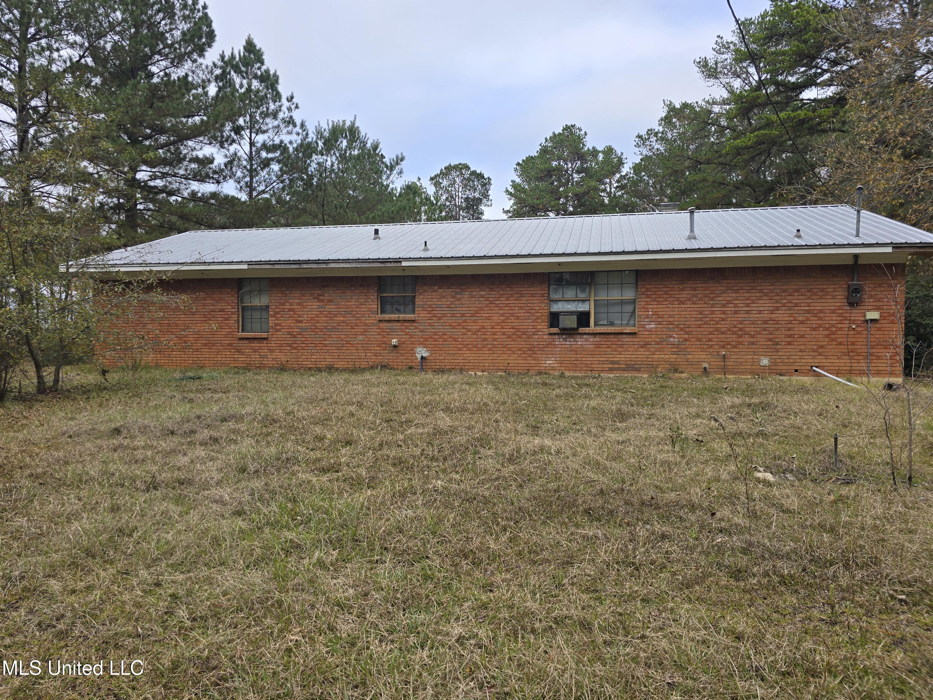 46 Matilda Lane Newhebron, MS 39140 - Photo 2 of 4 Back