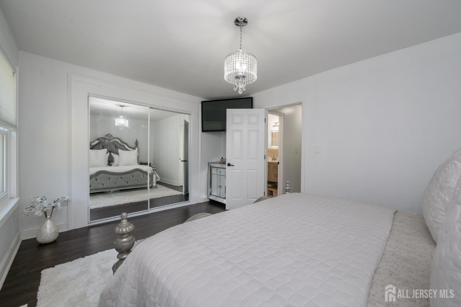 16 Finch Road Howell, NJ 07731 - Photo 23 of 35