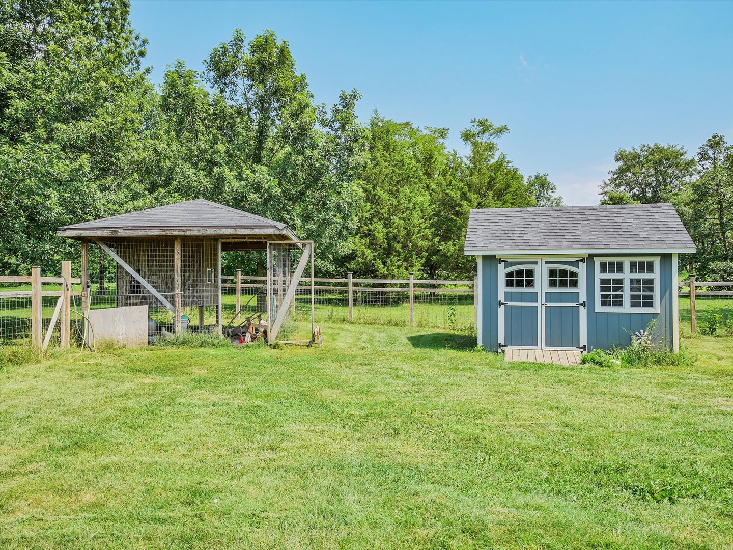7240 West Colleen Court Monee, IL 60449 - Photo 51 of 57 a view of a house with a yard