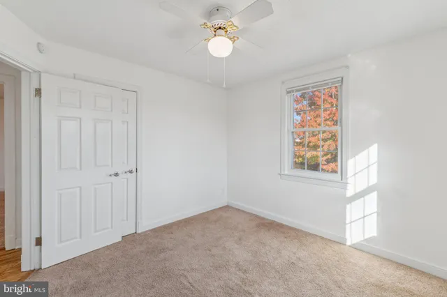 $355,000 | 2813 Arlington Boulevard, Unit 159, Arlington, VA 22201