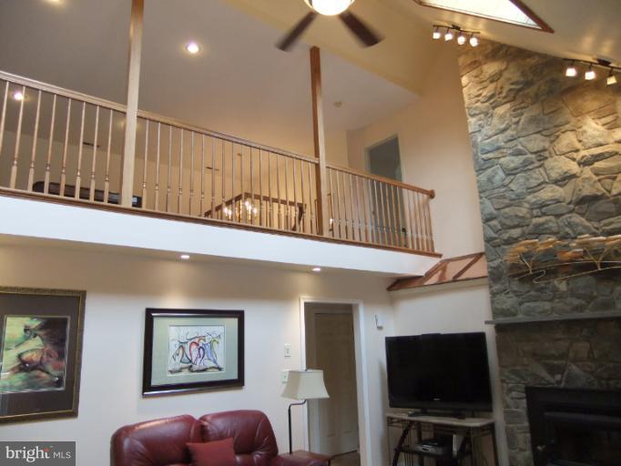 10 Grays Road Lothian, MD 20711 - Photo 26 of 30 Family Room