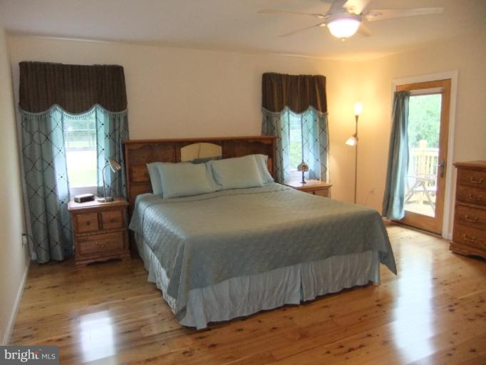 10 Grays Road Lothian, MD 20711 - Photo 10 of 30 Bedroom (Master)