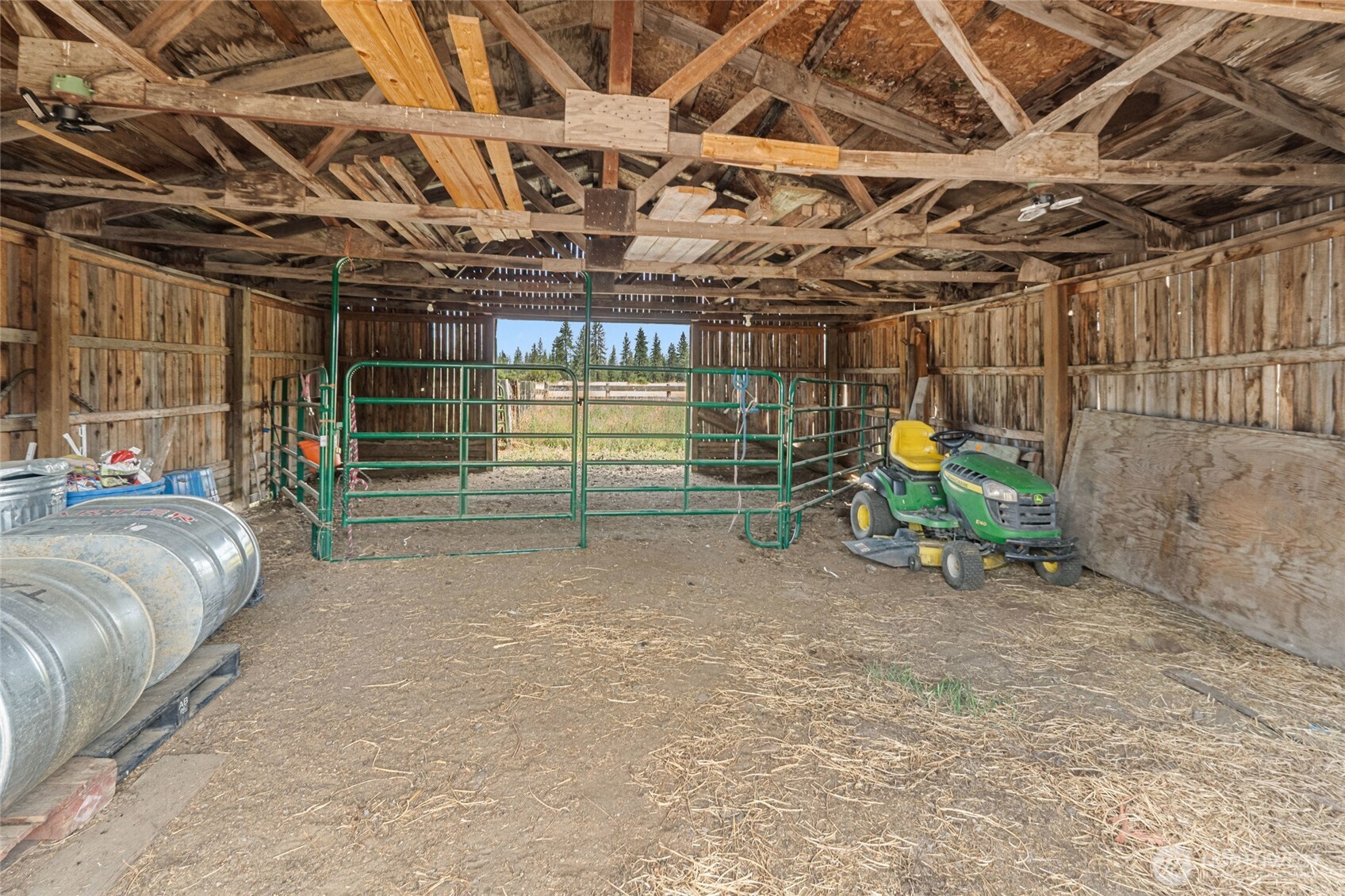 4397 Bissell Road Hunters, WA 99137 - Photo 26 of 38 Gallery Image 26