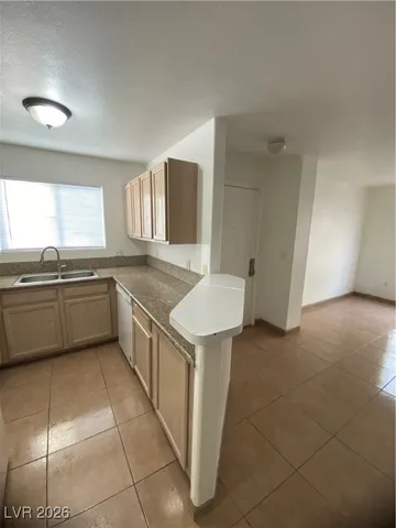 $1,400 | 4404 West W Lake, Unit 102, Las Vegas, NV 89108