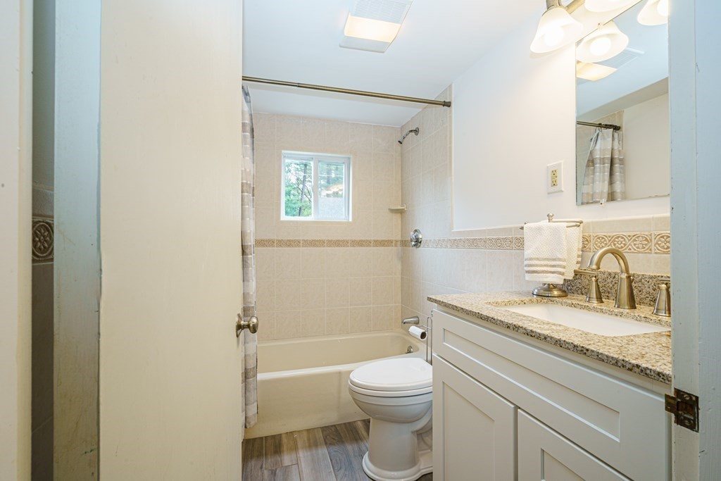 5 Davis Road Tewksbury, MA 01876 - Photo 12 of 27 Gallery Image 12
