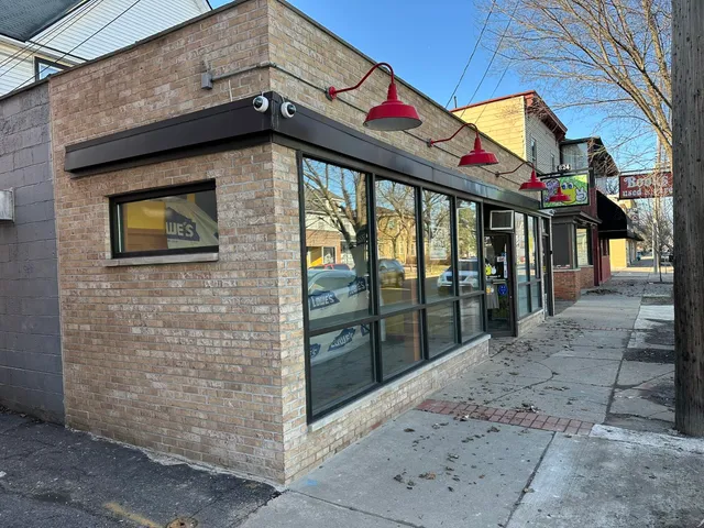 $499,999 | 824 South Westnedge Avenue, Kalamazoo, MI 49008