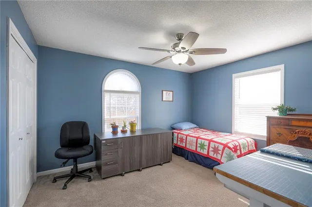 $600,000 | 19885 West 222nd Place, Spring Hill, KS 66083