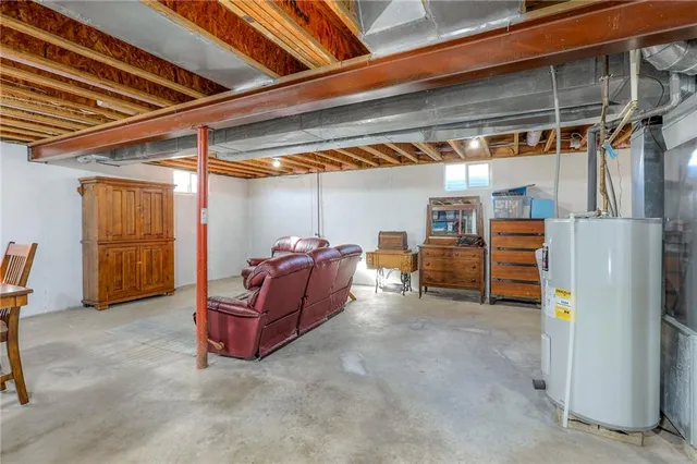 $600,000 | 19885 West 222nd Place, Spring Hill, KS 66083