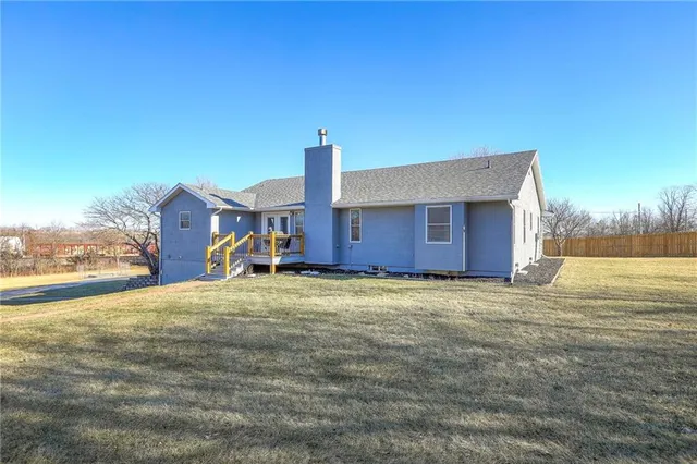 $600,000 | 19885 West 222nd Place, Spring Hill, KS 66083
