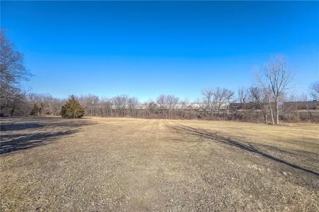 $600,000 | 19885 West 222nd Place, Spring Hill, KS 66083