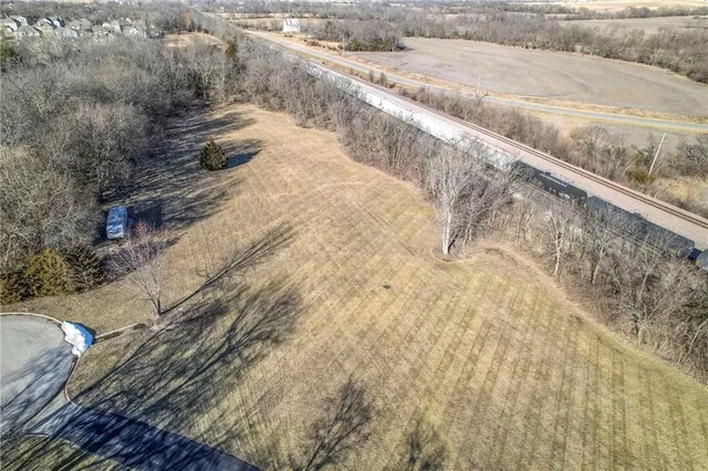 $600,000 | 19885 West 222nd Place, Spring Hill, KS 66083