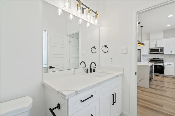 $2,350 | 3601 Rebecca Street, Unit A, Houston, TX 77021